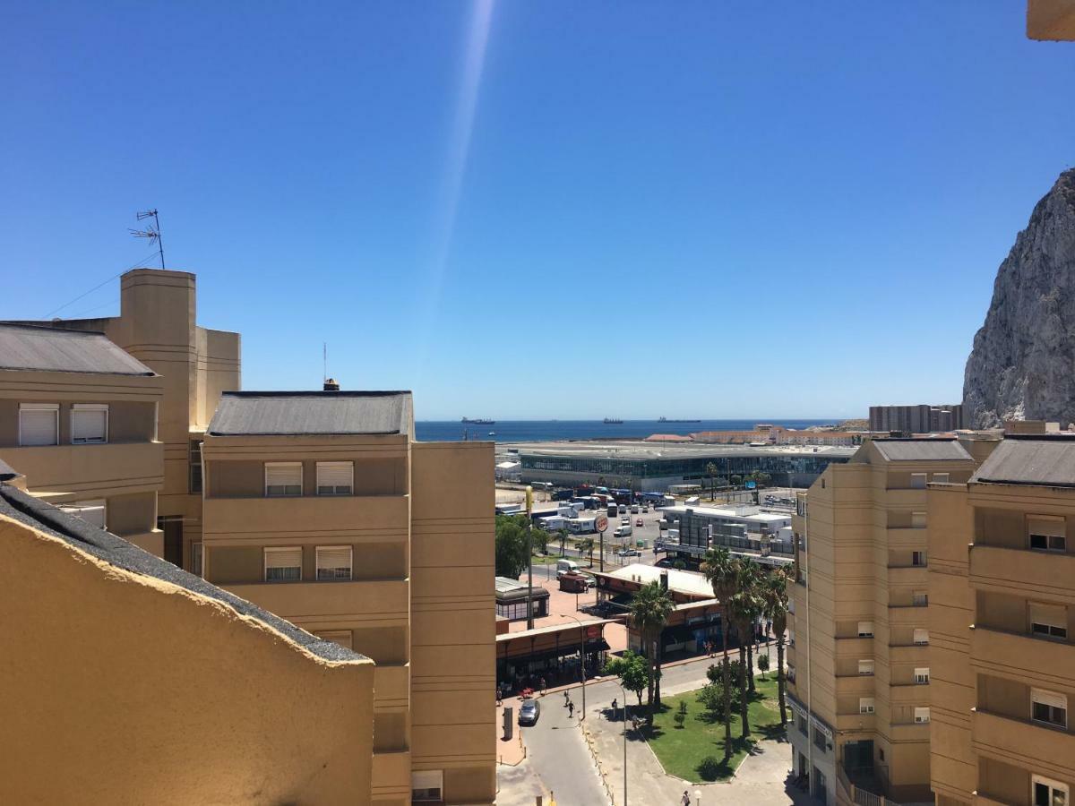 Monkey Room La Línea de la Concepción Εξωτερικό φωτογραφία